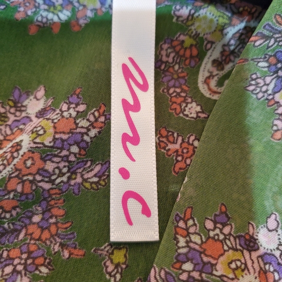 2 for 12$👈M. C. Green Sheer Top - Picture 5 of 8